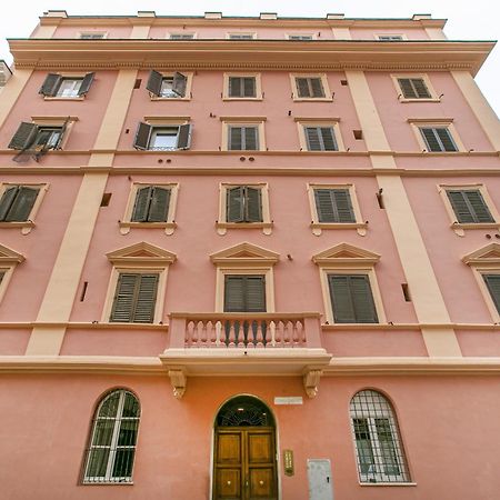 Wwb Colosseo โรม ภายนอก รูปภาพ